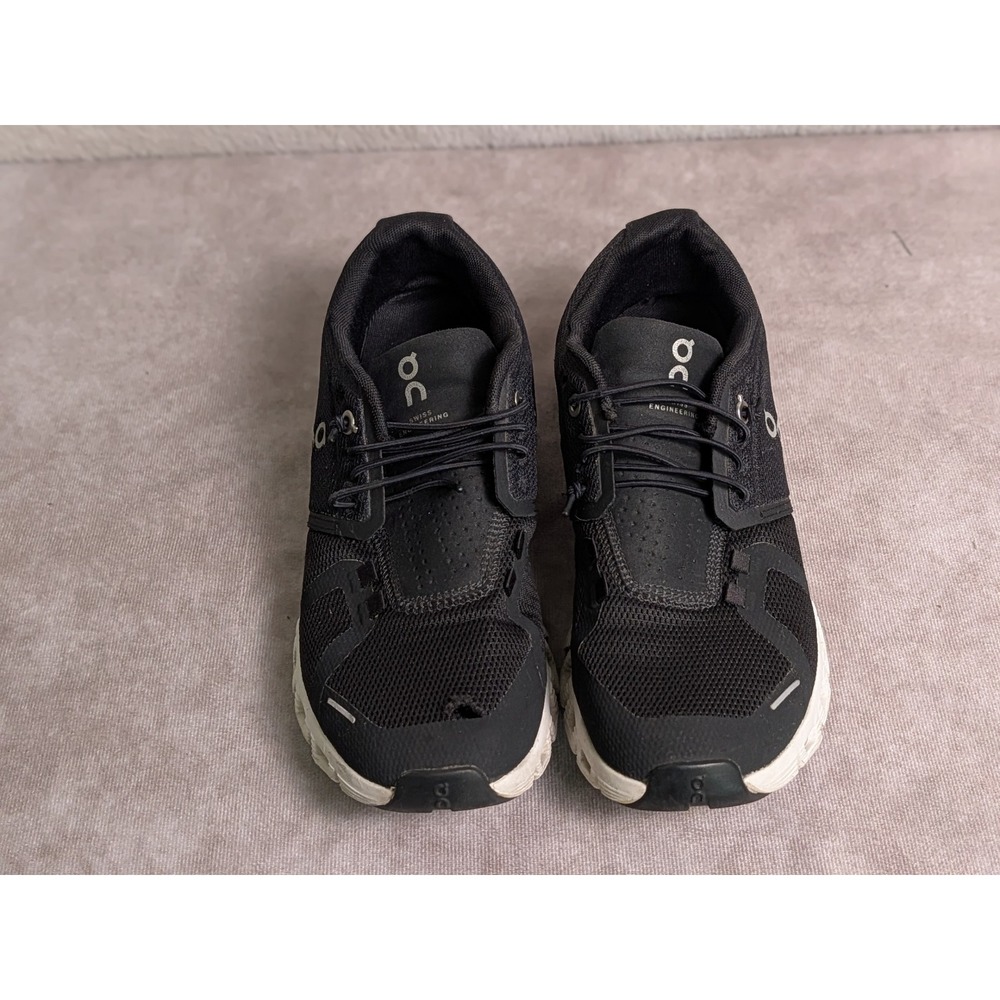 On Cloud 5 Womens Running Shoes Black White 59.98904 Size 8.5 - Picture 2 of 7